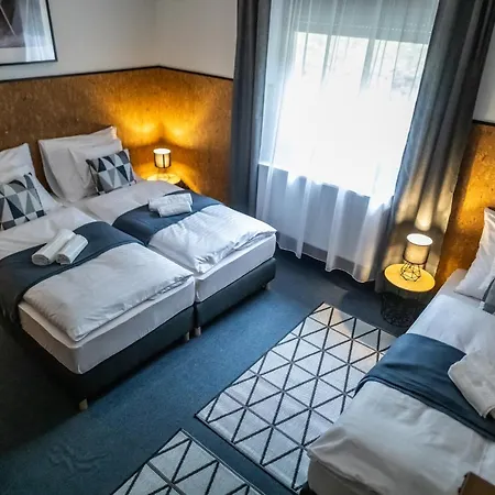 4 Evszak Voelgyhotel Hotel