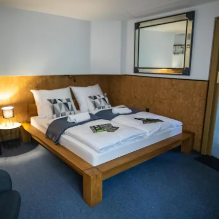 4 Evszak Voelgyhotel Hotel