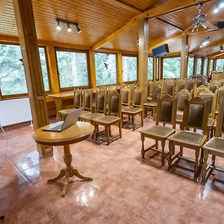 Hotel 4 Evszak Voelgyhotel 3*