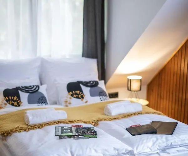 4 Evszak Voelgyhotel 3*